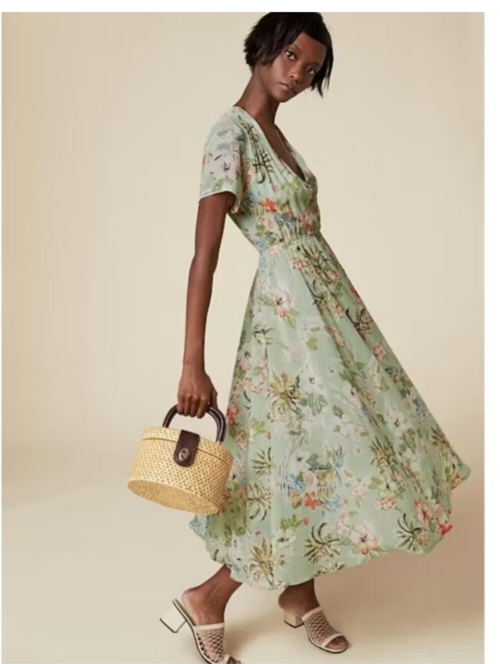 Reformation womens size 4 Bluebell Floral Maxi Dress green v-neck short sleeve